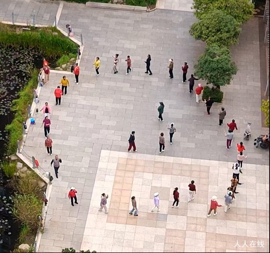 突围（短篇小说）