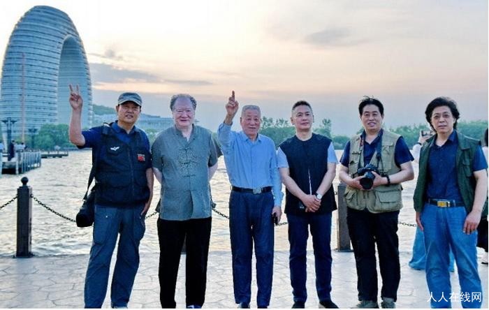 首都艺术家走进浙江柿子新能源科技公司 以艺为媒 共赏科创与人文之美