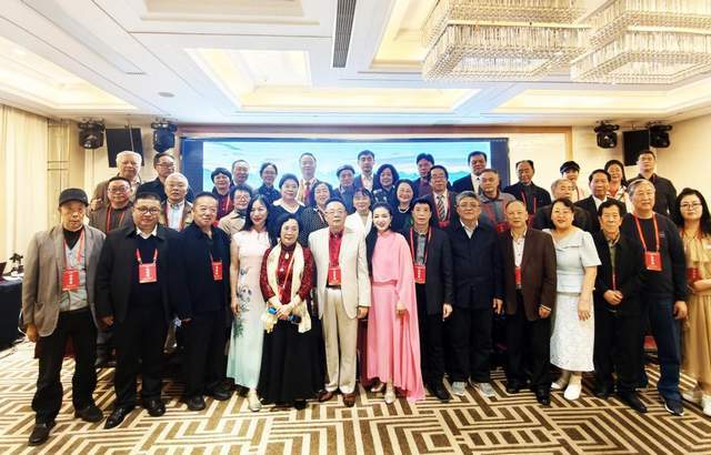 华夏精品文学艺术协会庆典第二届鲁迅文学杯颁奖典礼活动成功举办