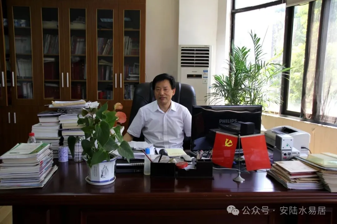唤醒的文坛记忆  ——尹谧《祭田绍文记》读后的追问与感动