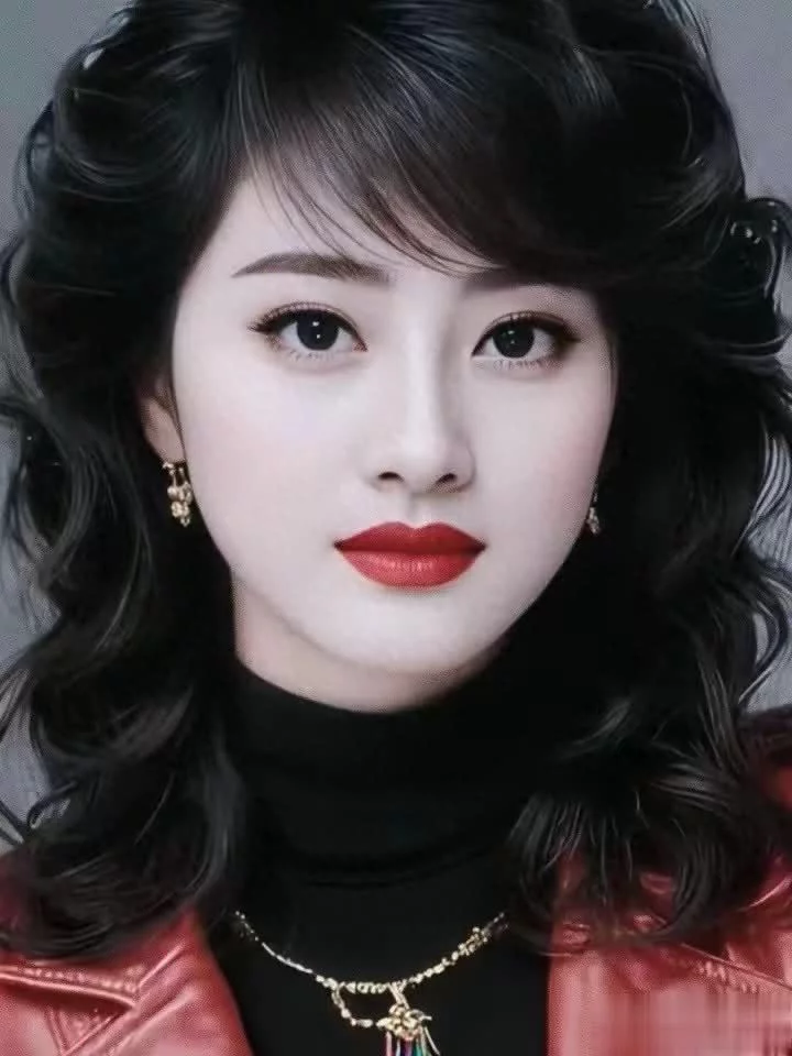 耐看之美的女人，才是真正有吸引力