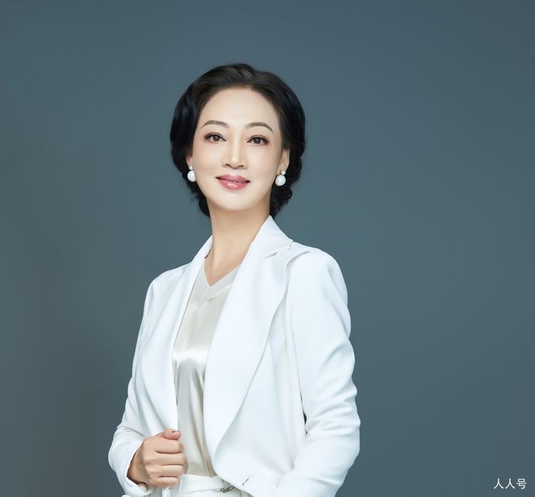 中国网络作家协会会员丁然
