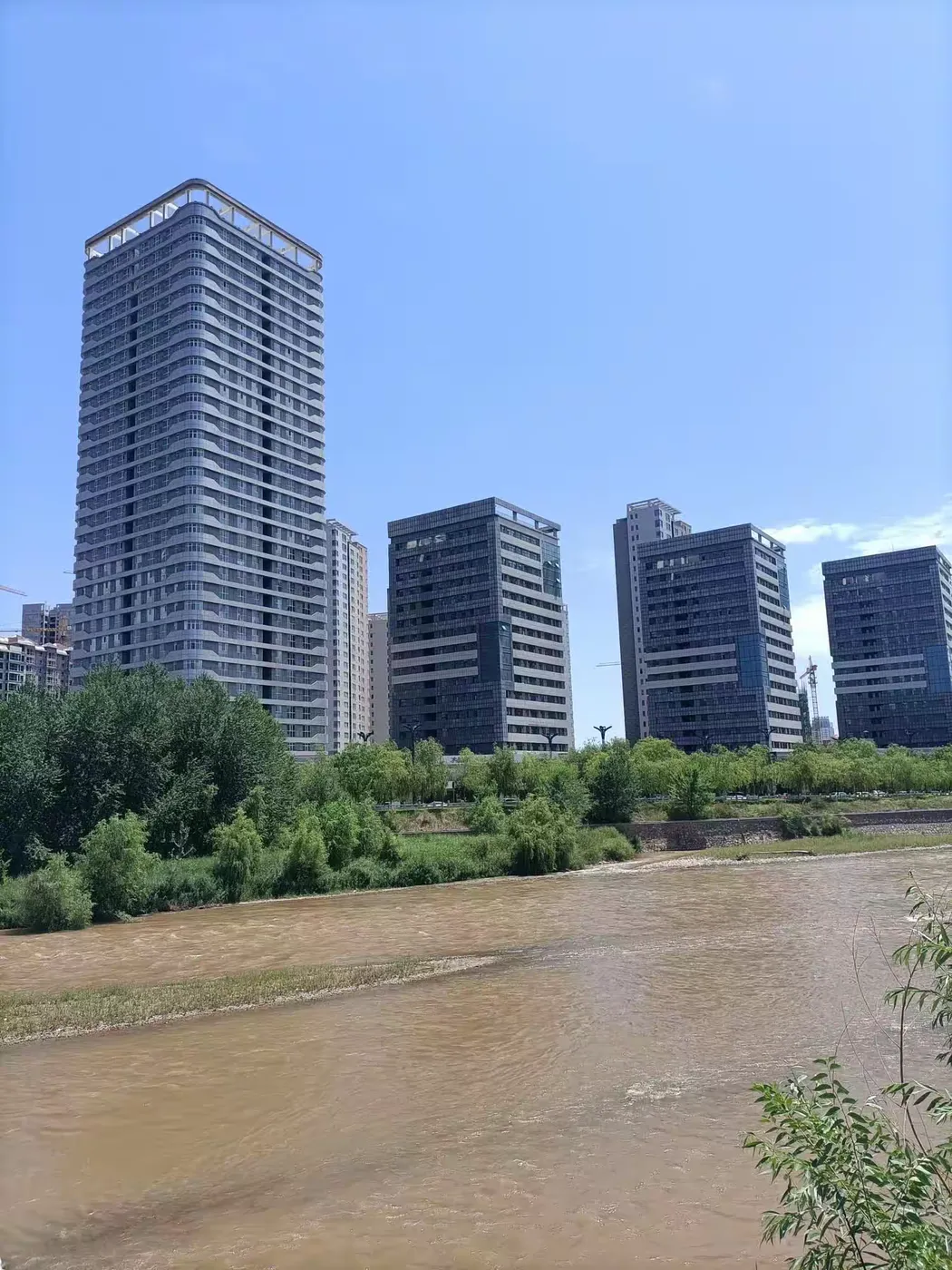 海东燃气民生专题调查报道 暖气还没来，气价先涨了：海东燃气定价